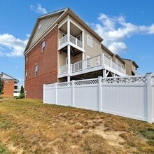 5315 Tweeddale Pl in White Plains, MD - Building Photo - Building Photo