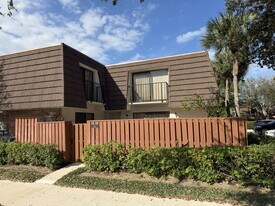 1403 14th Ct in Jupiter, FL - Building Photo