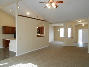 8947 Creek View St in Canal Winchester, OH - Building Photo - Building Photo