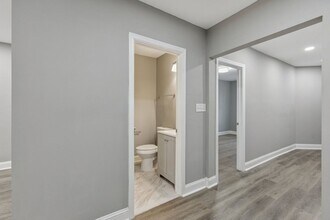 405 34th St SE in Washington, DC - Foto de edificio - Building Photo