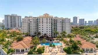 19900 E Country Club Dr, Unit PH18 in Aventura, FL - Building Photo
