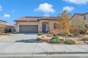16183 Andover Dr in Victorville, CA - Building Photo