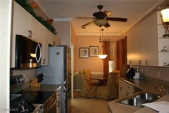2260 Rio Nuevo Dr in North Fort Myers, FL - Foto de edificio - Building Photo