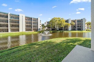 1605 S US Hwy 1, Unit D106 in Jupiter, FL - Building Photo