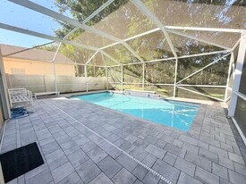 5935 Asturian Trl in Lake Worth, FL - Building Photo