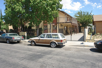 38728 5th St E in Palmdale, CA - Building Photo - Building Photo