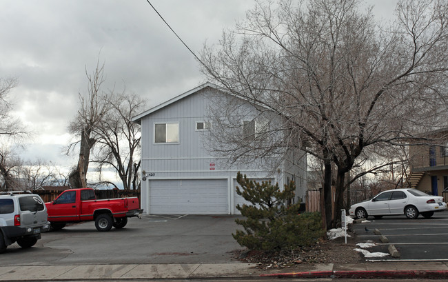 420 Highland Ave in Reno, NV - Building Photo - Building Photo