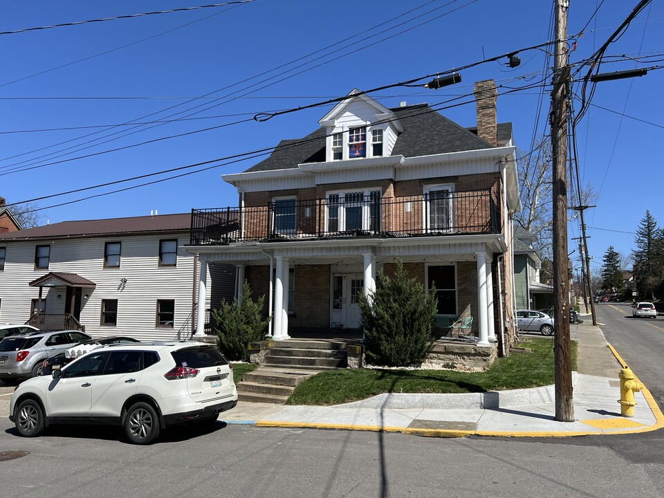 129 Park St, Unit 129 Park St in Morgantown, WV - Building Photo