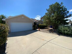 10746 Gemini Ct NW in Albuquerque, NM - Building Photo - Building Photo