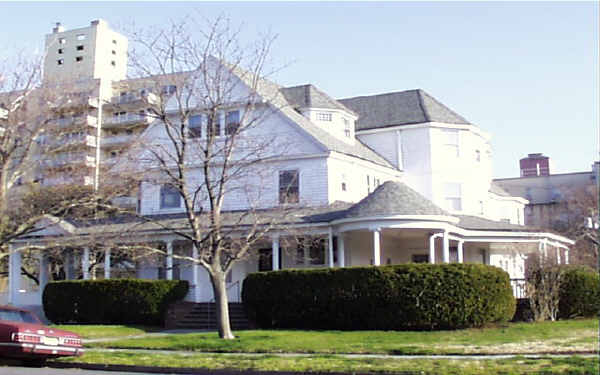 503 8th Ave in Asbury Park, NJ - Foto de edificio - Building Photo