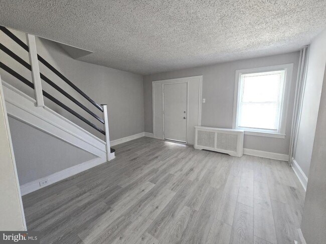 2642 S 67th St in Philadelphia, PA - Building Photo - Building Photo