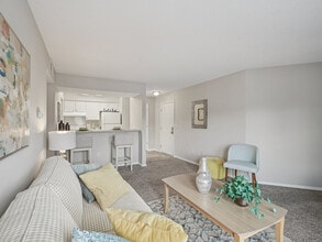 Sagebrook of Chapel Hill in Chapel Hill, NC - Building Photo - Building Photo