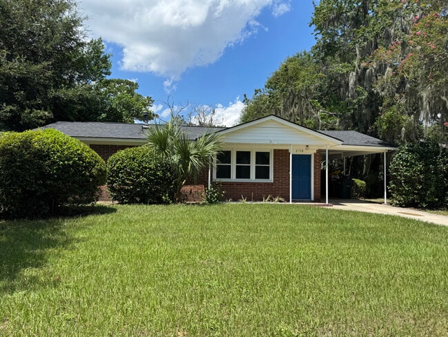 property at 2118 Brentwood Dr