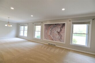 2235 N Ballas Rd in St. Louis, MO - Building Photo - Building Photo