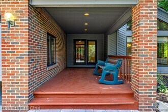 18990 Beck Rd in Northville, MI - Building Photo - Building Photo