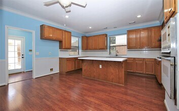 10419 Pearl Dr in Houston, TX - Building Photo - Building Photo