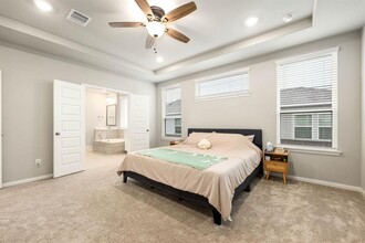 2406 Driftwood Trl in Clear Lake Shores, TX - Building Photo - Building Photo