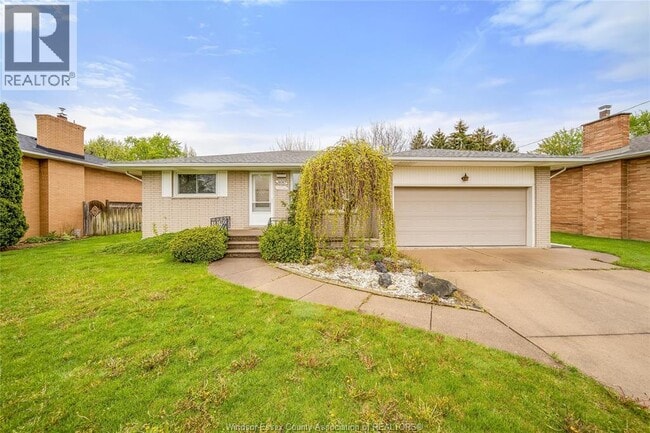 property at 890 Wallace Ave