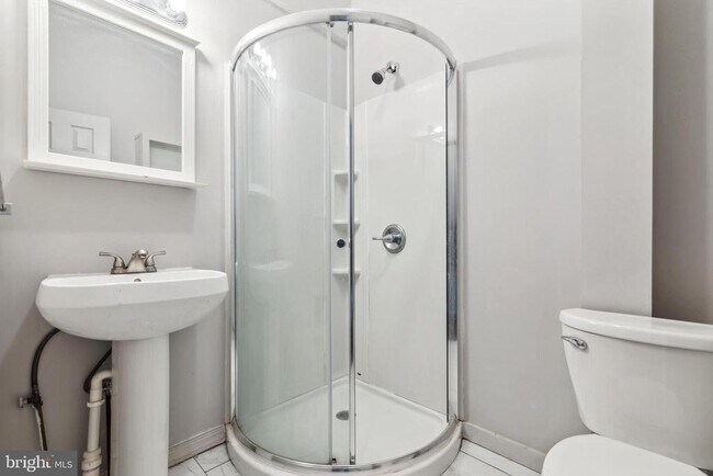 2305 N College Ave in Philadelphia, PA - Building Photo - Building Photo