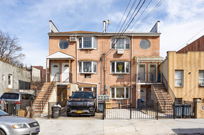 483 Maple St in Brooklyn, NY - Building Photo - Building Photo