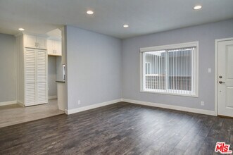 1451 E Wilson Ave in Glendale, CA - Building Photo - Building Photo