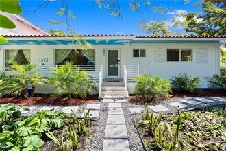 1345 SW 14th Ave in Miami, FL - Building Photo - Building Photo