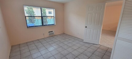 1523 NE 34th St in Oakland Park, FL - Building Photo - Building Photo