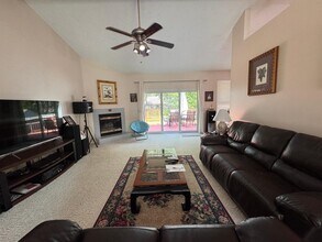 4227 Marysa Dr in Niceville, FL - Building Photo - Building Photo