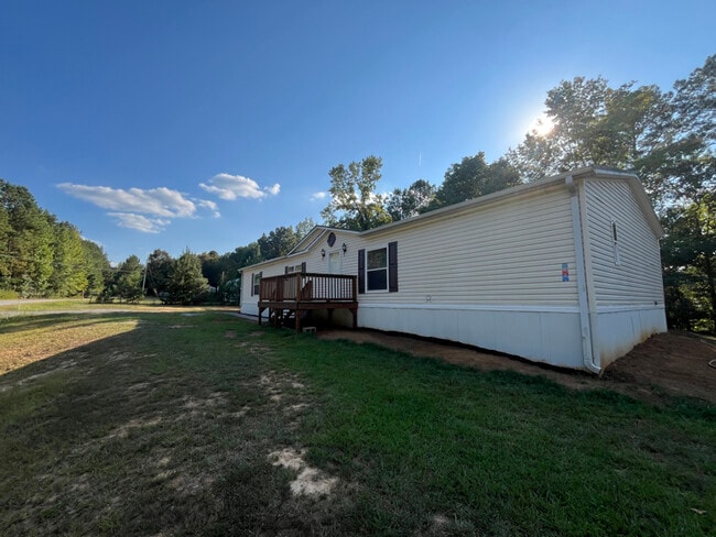 16 Madison Dr in Trafford, AL - Foto de edificio - Building Photo