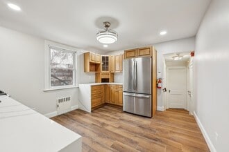 756 Cedar Ln in Teaneck, NJ - Building Photo - Building Photo