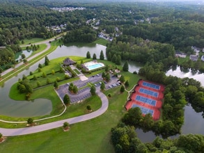 The Point at Chestnut Hill in Columbia, SC - Foto de edificio - Building Photo