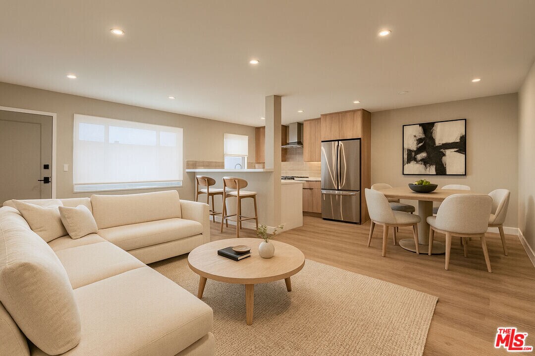 1307 Tamarind Ave in Los Angeles, CA - Building Photo