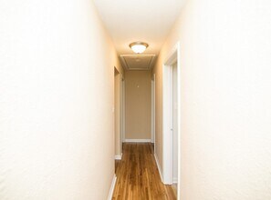 121 Bolton Dr in Jefferson City, MO - Building Photo - Building Photo