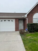 808 Hogan Way in Knoxville, TN - Building Photo