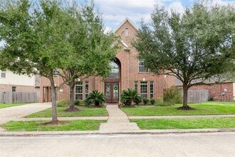 5407 Valley Country Ln in Sugar Land, TX - Building Photo - Building Photo