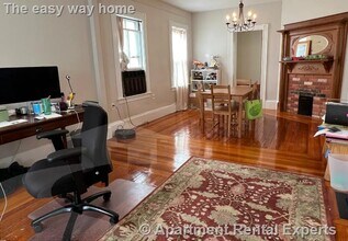 16 Edward Sullivan Rd in Cambridge, MA - Building Photo - Building Photo