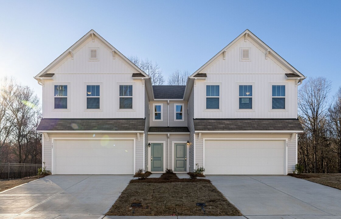 111 Gaelic Dr in Statesville, NC - Building Photo