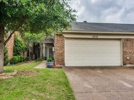 1713 Sonnet Dr in Grapevine, TX - Building Photo