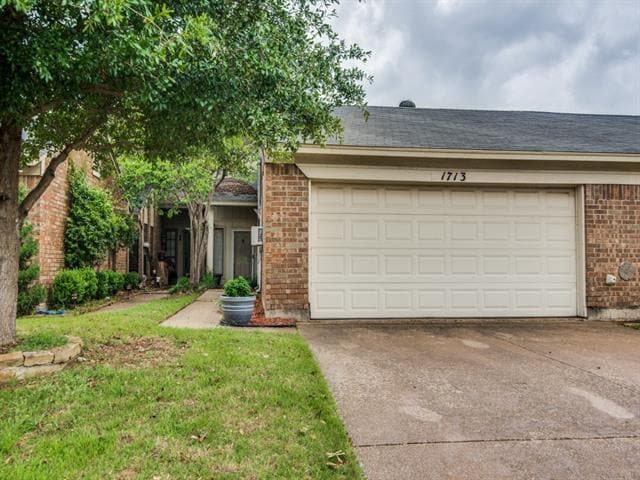 1713 Sonnet Dr in Grapevine, TX - Building Photo