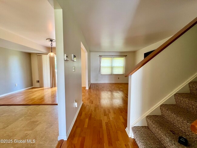 44 Esplande St in Selkirk, NY - Building Photo - Building Photo