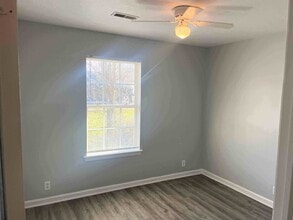 205 Jennie Ln in Elizabethtown, KY - Building Photo - Building Photo