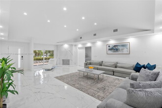 1247 Jackson St in Hollywood, FL - Building Photo - Building Photo