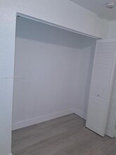 18330 SW 102nd Pl in Miami, FL - Building Photo - Building Photo