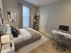 107 Erie Ave in Hamilton, ON - Building Photo - Building Photo