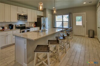 1247 Green Hill Dr in Canyon Lake, TX - Building Photo - Building Photo