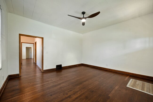 422 N Thompson St in Kansas City, KS - Building Photo - Building Photo