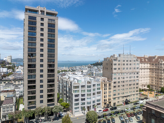 1150 Sacramento St in San Francisco, CA - Building Photo - Building Photo