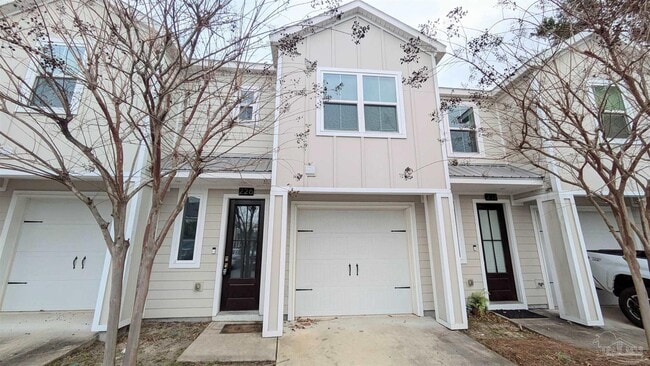 226 Junction Ave in Pensacola, FL - Building Photo - Building Photo