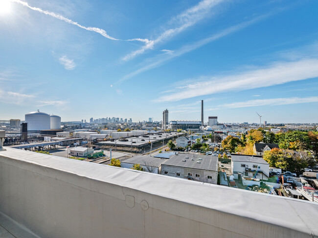 Beacham Street Apartments in Everett, MA - Building Photo - Building Photo