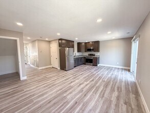 45 Crystal Springs Rd in Linn Creek, MO - Building Photo - Building Photo